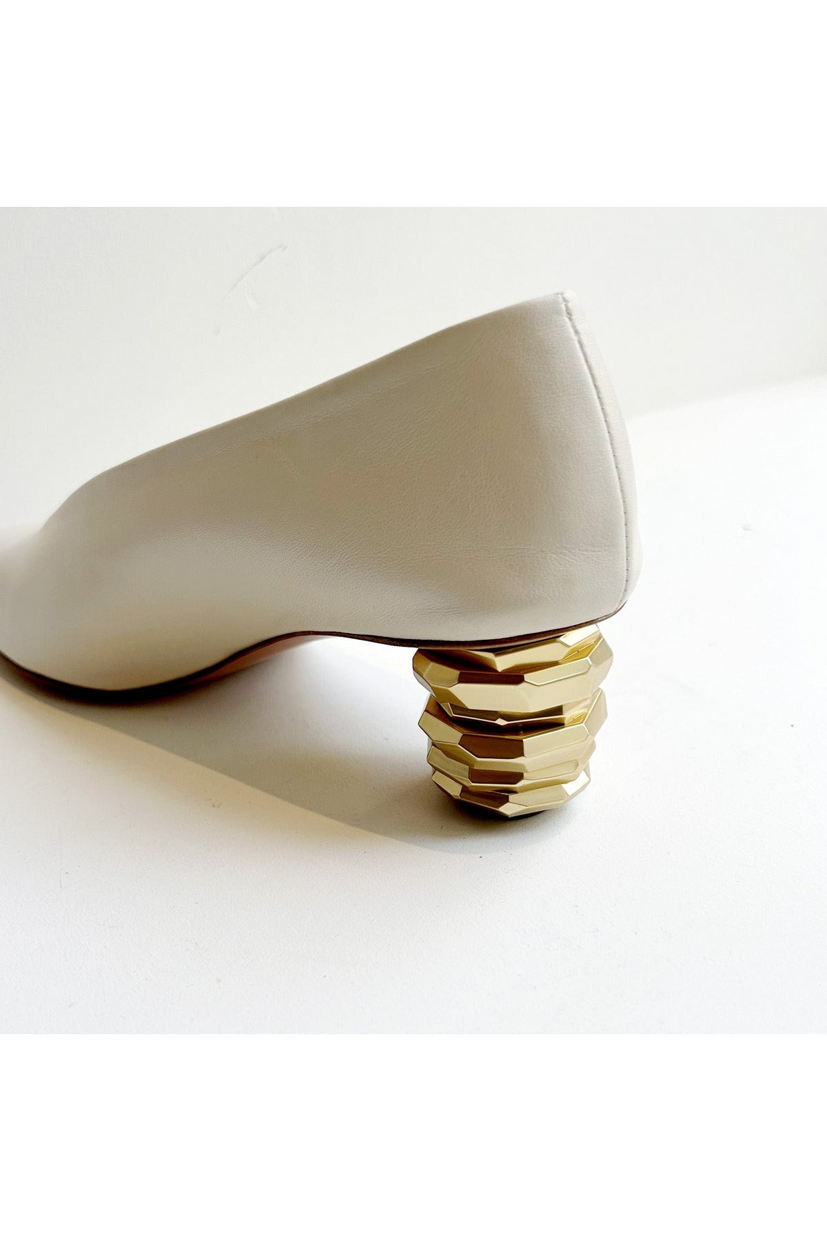 Gemma Pumps in Conchiglia Shoes Gray Matters