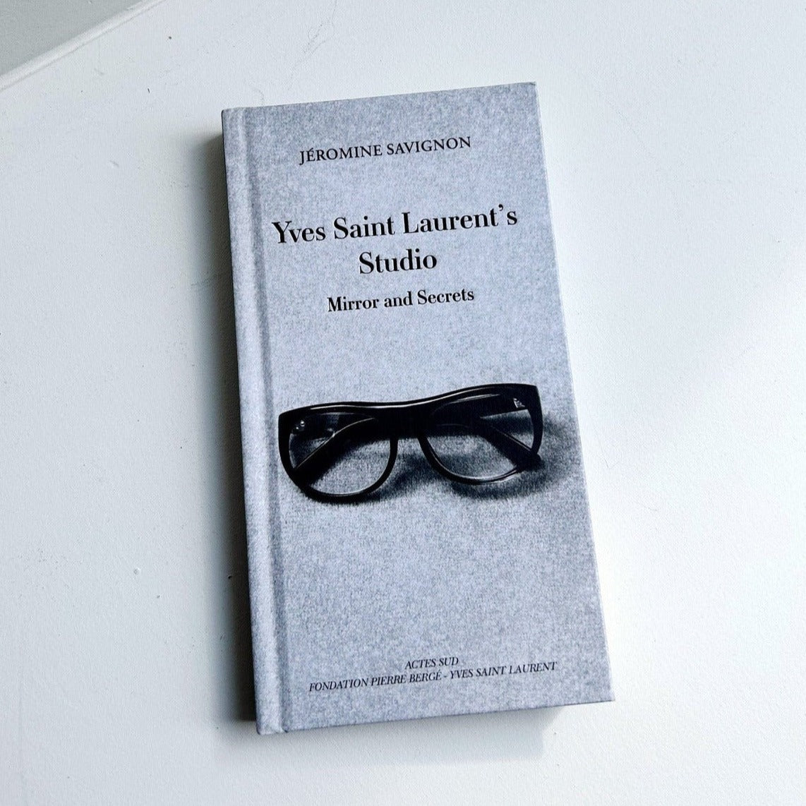 Saint shop laurent book