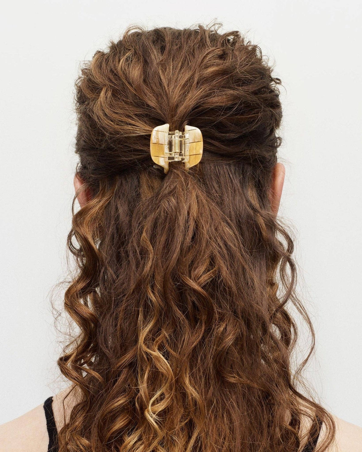 Mini Claw in Cognac Hair Accessories MACHETE