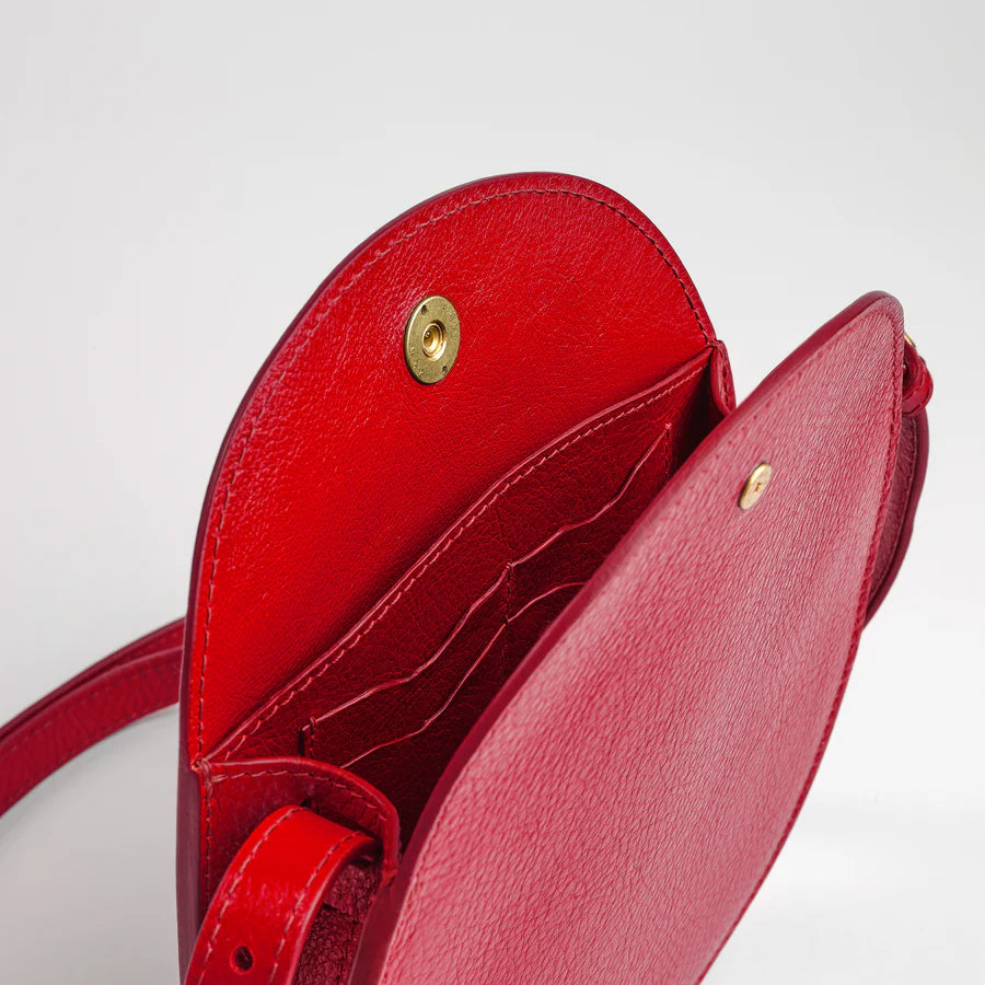 The Eggi in Carmine Bags Lindquist