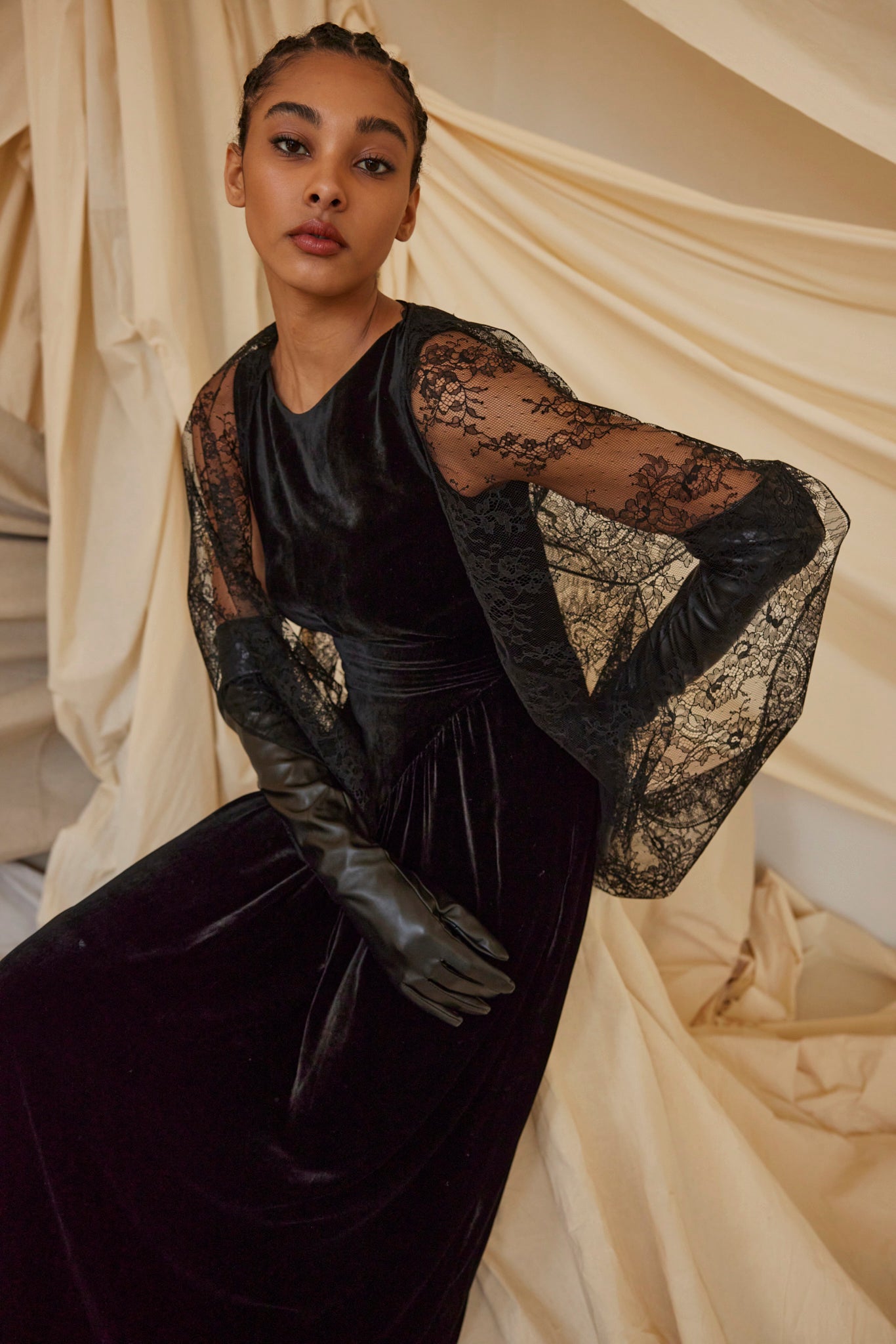 SAMPLE FW26 - Zelda Chantilly Lace Shawl - Black Samples CHRISTINE ALCALAY