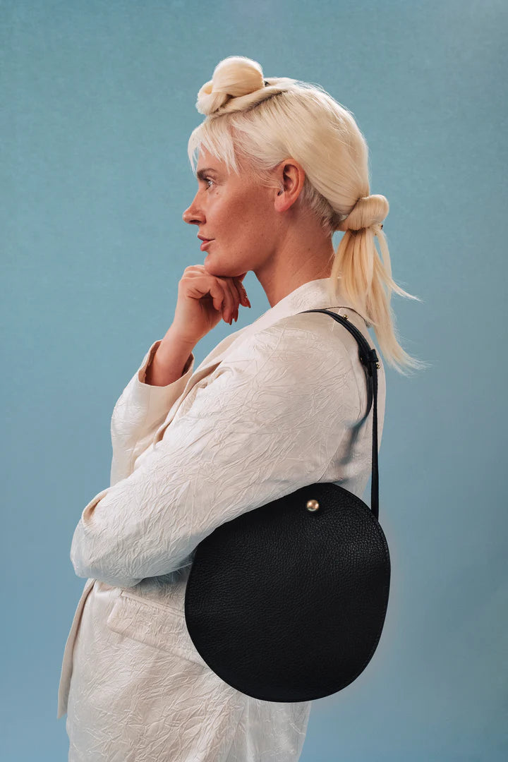 The Eggi in Black Bags Lindquist