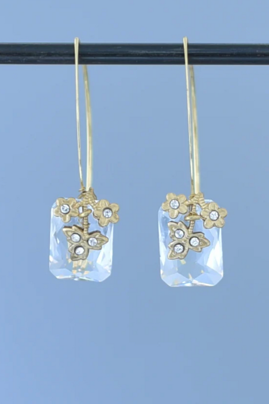 Sweet Pea Glass Hook Earring Jewelry Monshiro
