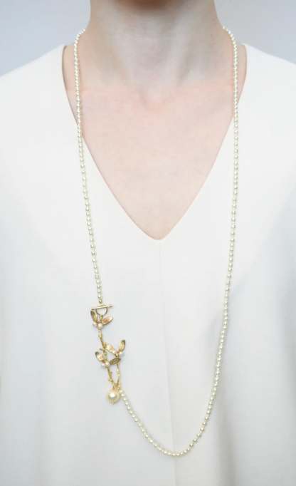 Mistletoe Long Necklace