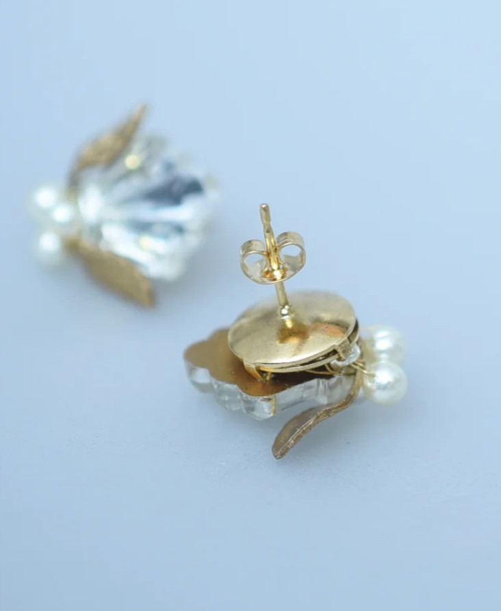 Mistletoe Glass Earring