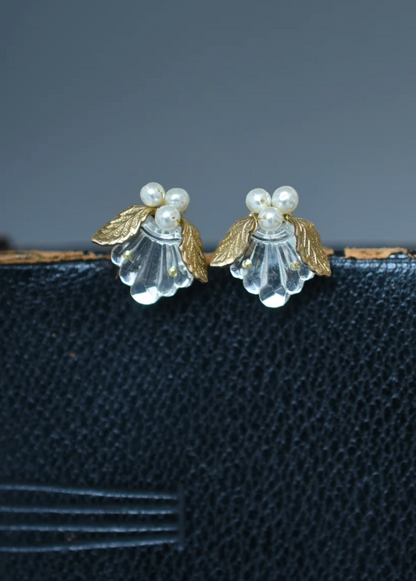 Mistletoe Glass Earring