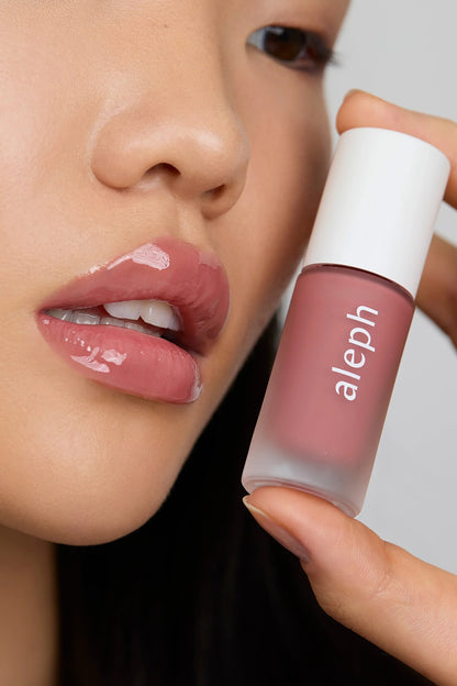 Aura Gloss in Bare Beauty aleph