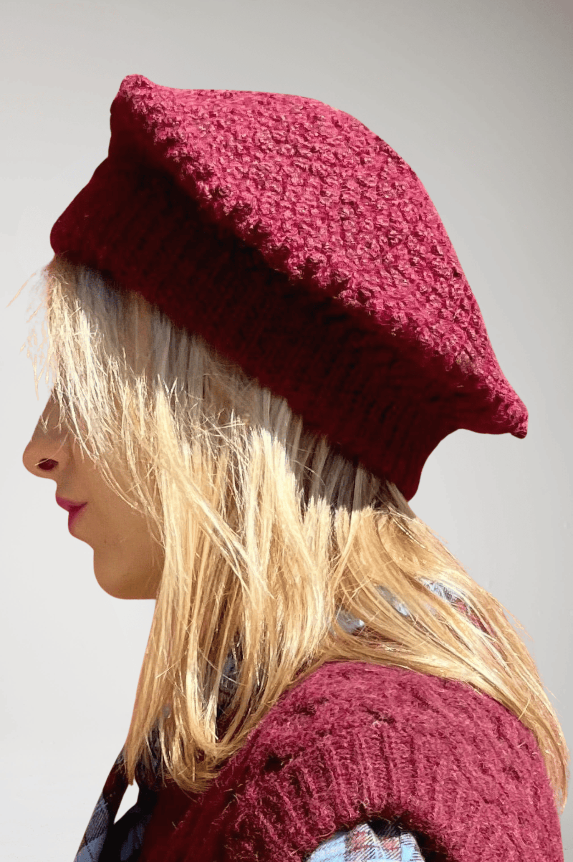 Sophie Handknit Alpaca Wool Blend Beret – CHRISTINE ALCALAY Sophie Handknit Alpaca Wool Blend Beret – CHRISTINE ALCALAY