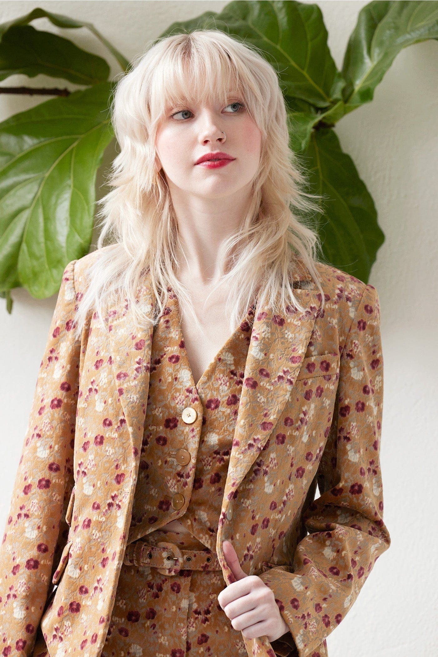 Floral hotsell velvet blazer