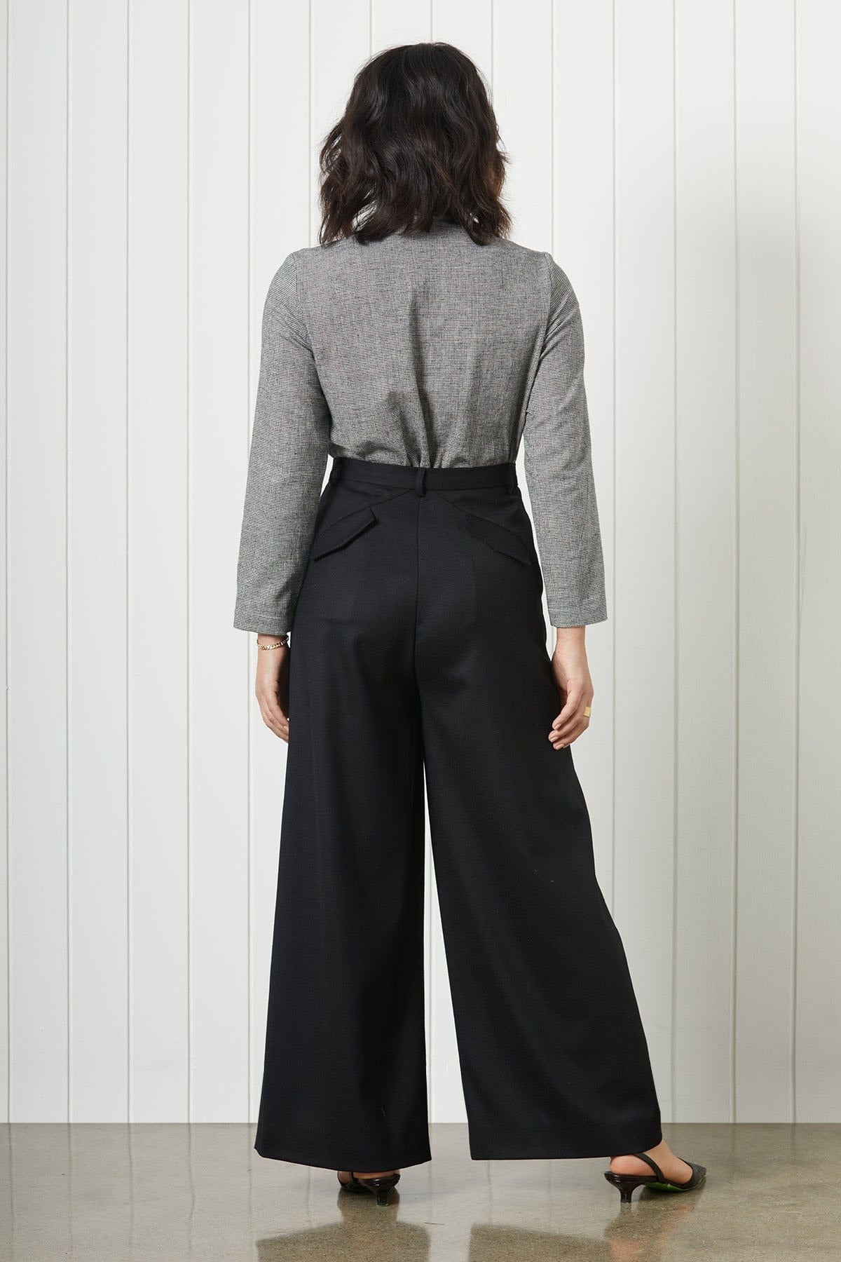 Buy Gloria Vanderbilt Women's Plus Size Amanda Polished Trouser Pant, Port  Wine, 16W at Amazon.in