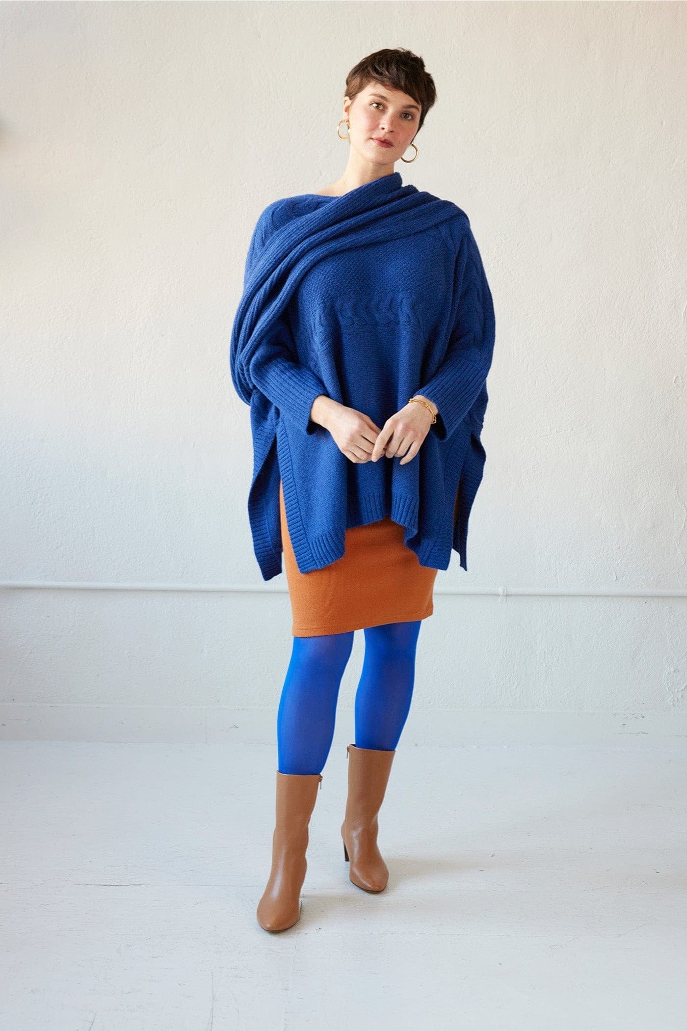 SAMPLE FW23 - Cat Poncho in Alpaca Wool Blend Samples CHRISTINE ALCALAY Cobalt ONE SIZE 