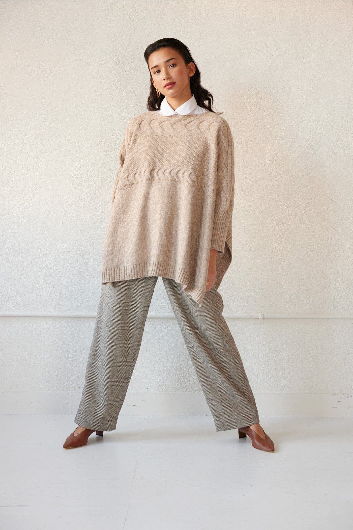 SAMPLE FW23 - Cat Poncho in Alpaca Wool Blend Samples CHRISTINE ALCALAY Oatmeal ONE SIZE 