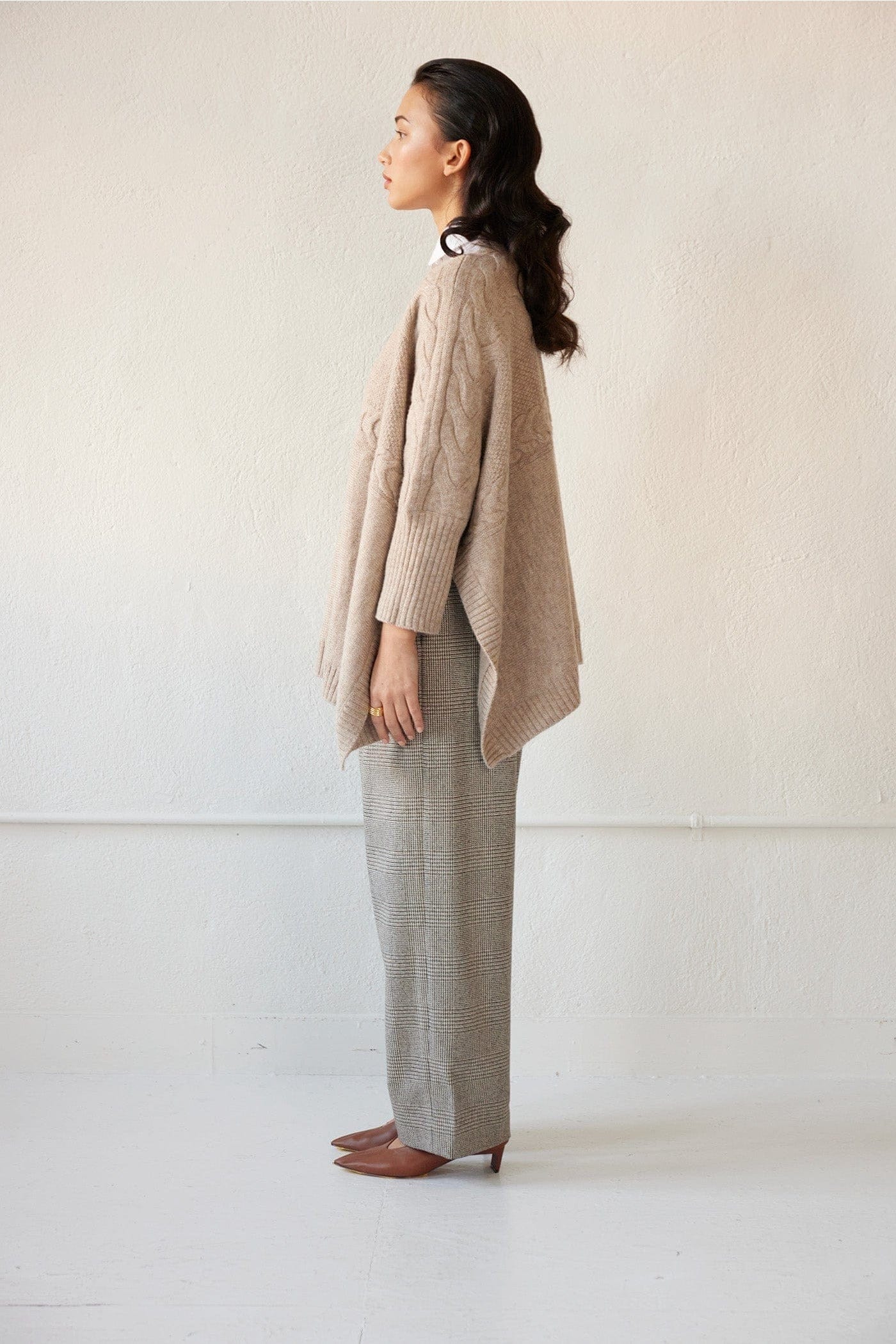 SAMPLE FW23 - Cat Poncho in Alpaca Wool Blend Samples CHRISTINE ALCALAY   