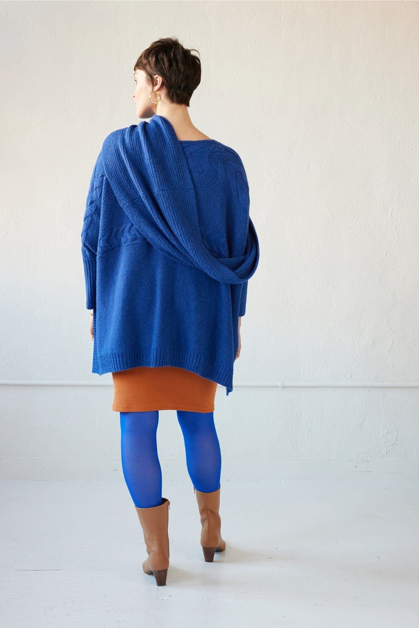 SAMPLE FW23 - Cat Poncho in Alpaca Wool Blend Samples CHRISTINE ALCALAY   