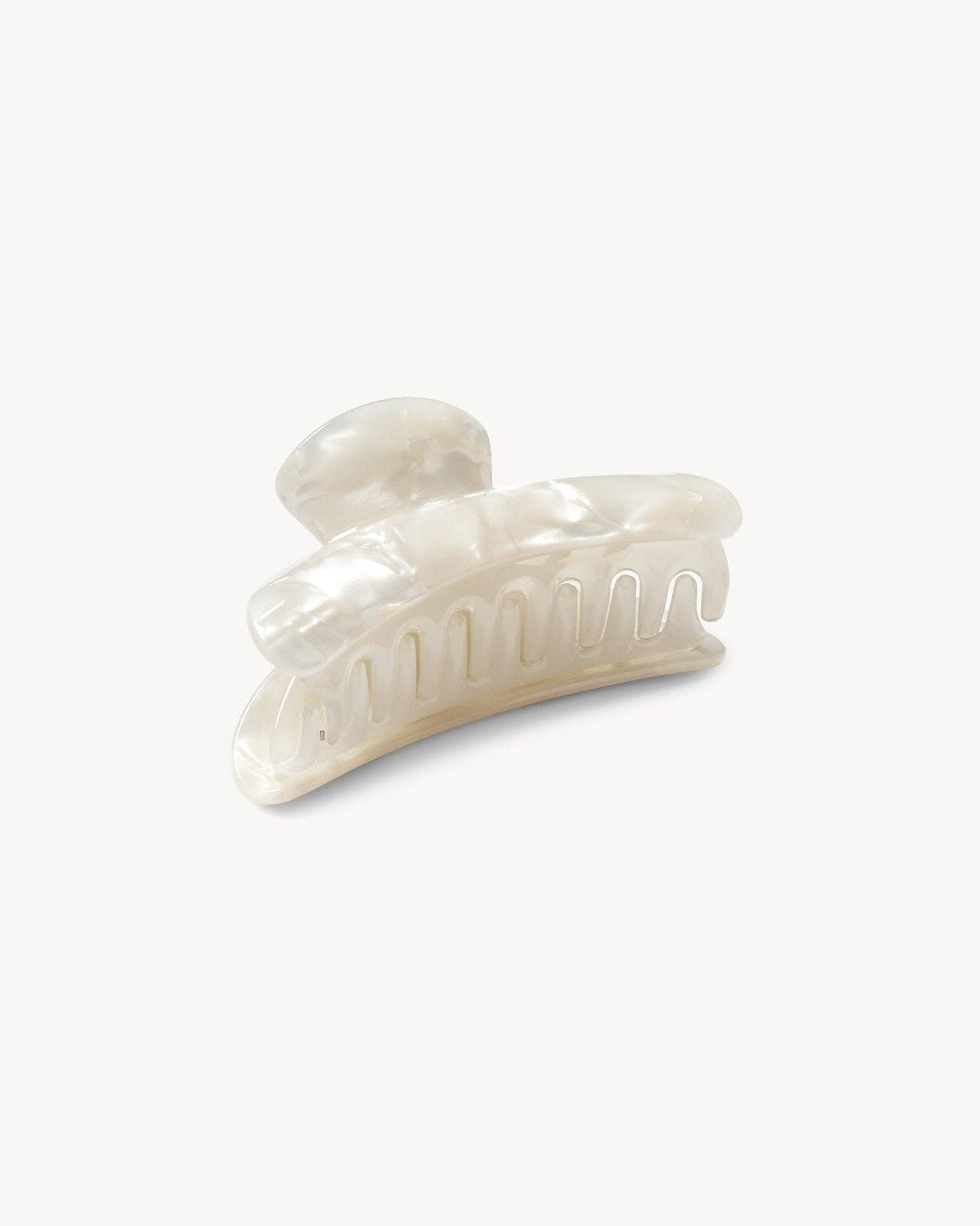 Grande Heirloom Claw in White Shell MACHETE