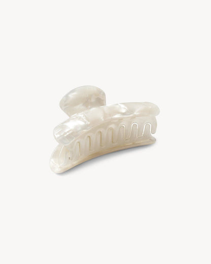 Grande Heirloom Claw in White Shell MACHETE