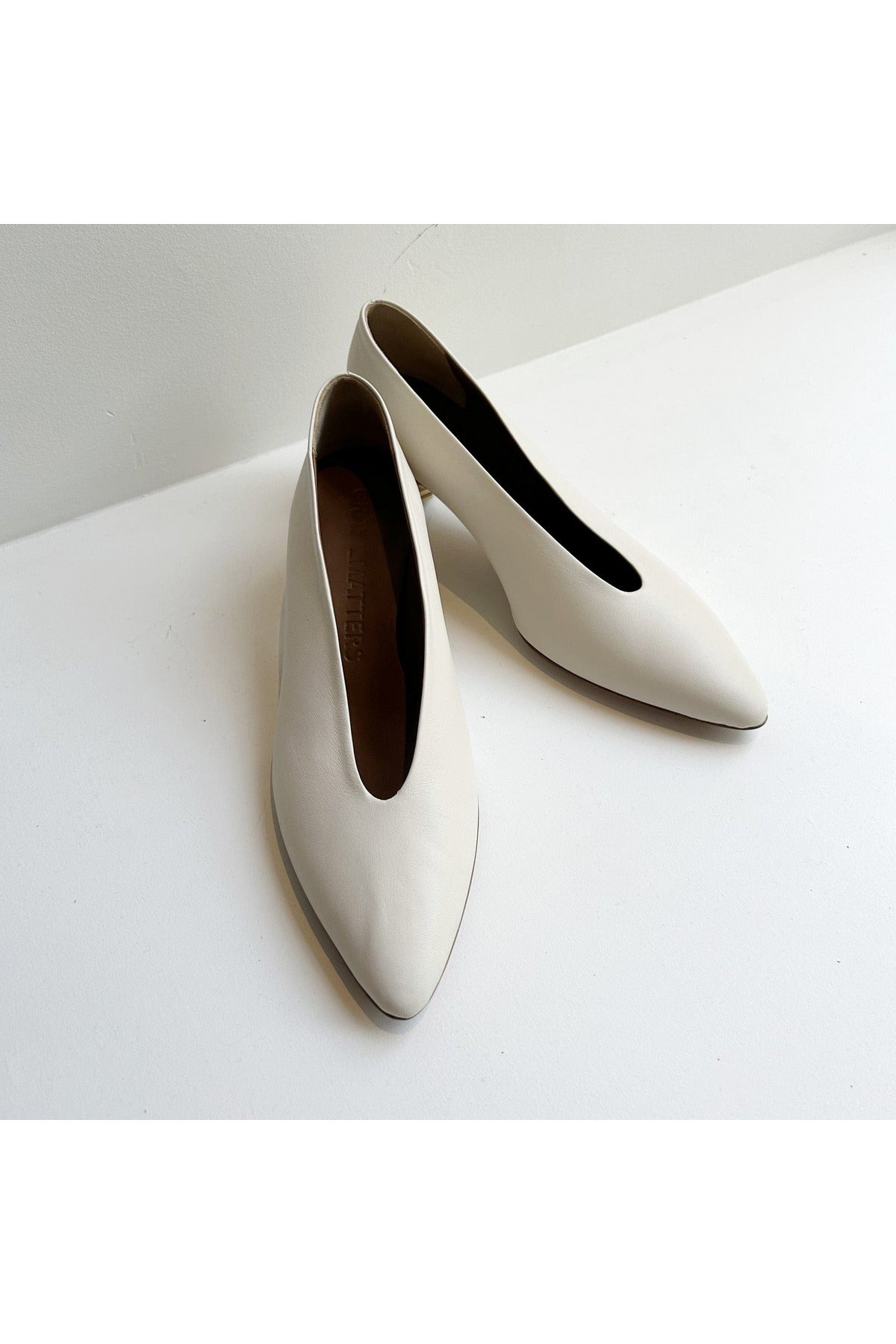 Gemma Pumps in Conchiglia Shoes Gray Matters 36  