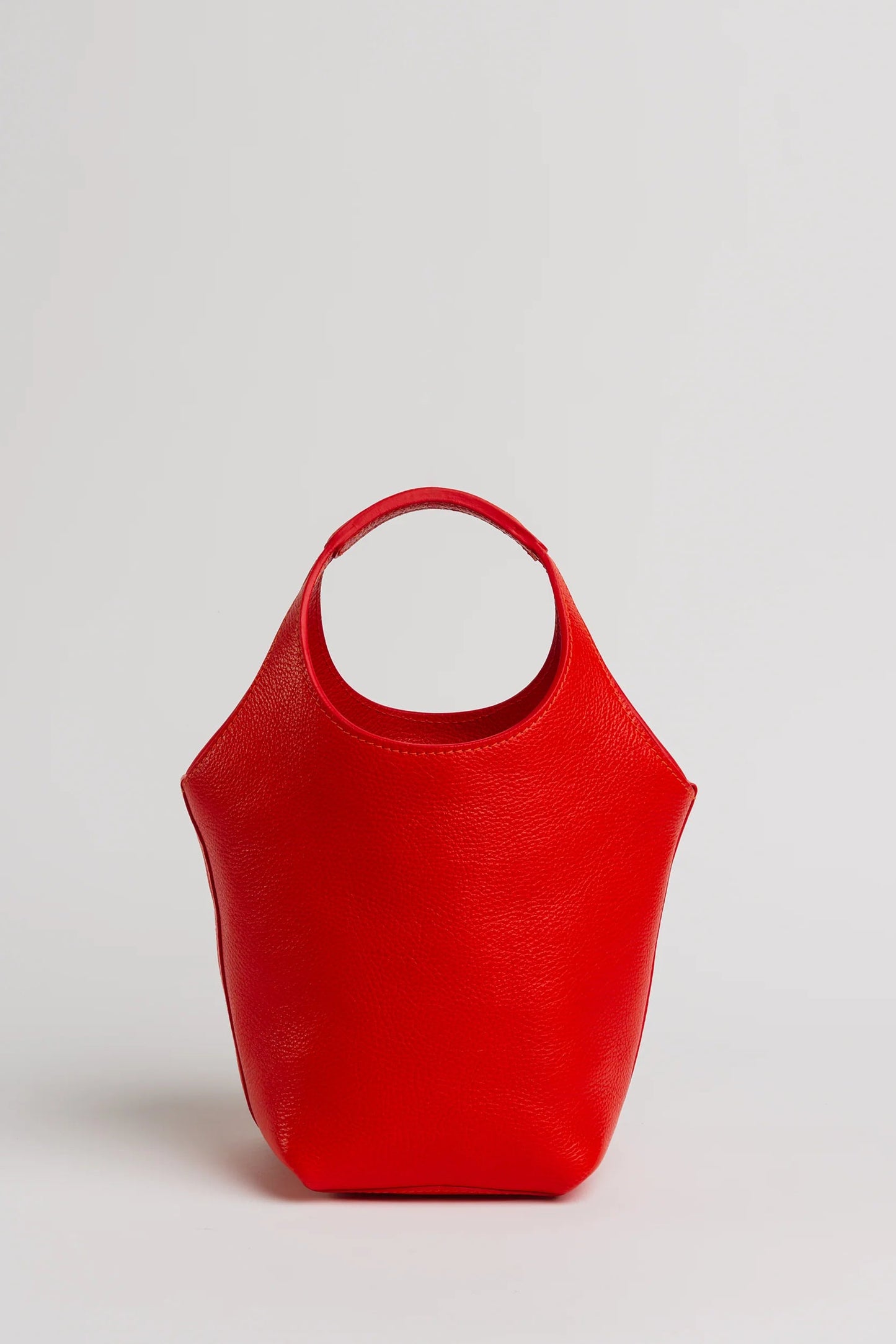 The Ama in Persimmon Bags Lindquist