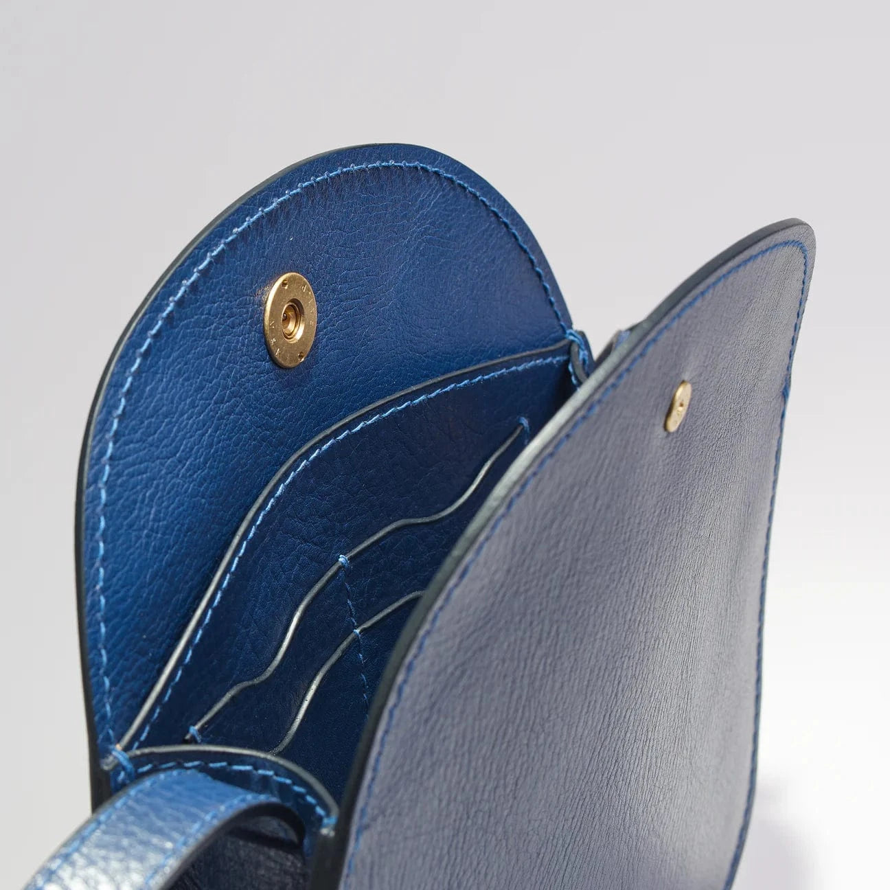 The Eggi in Indigo Bags Lindquist