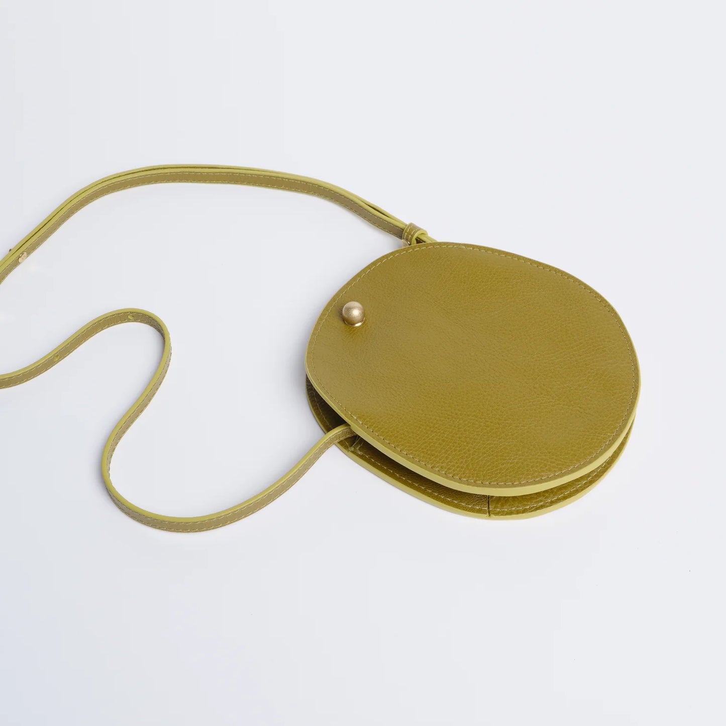 The Mini Eggi in Green Ochre Bags Lindquist